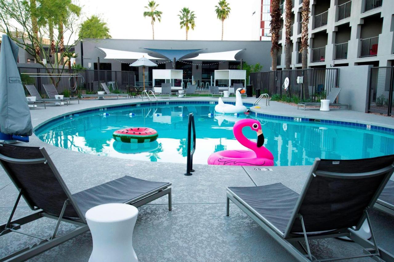 Moxy Phoenix Tempe/Asu Area Экстерьер фото