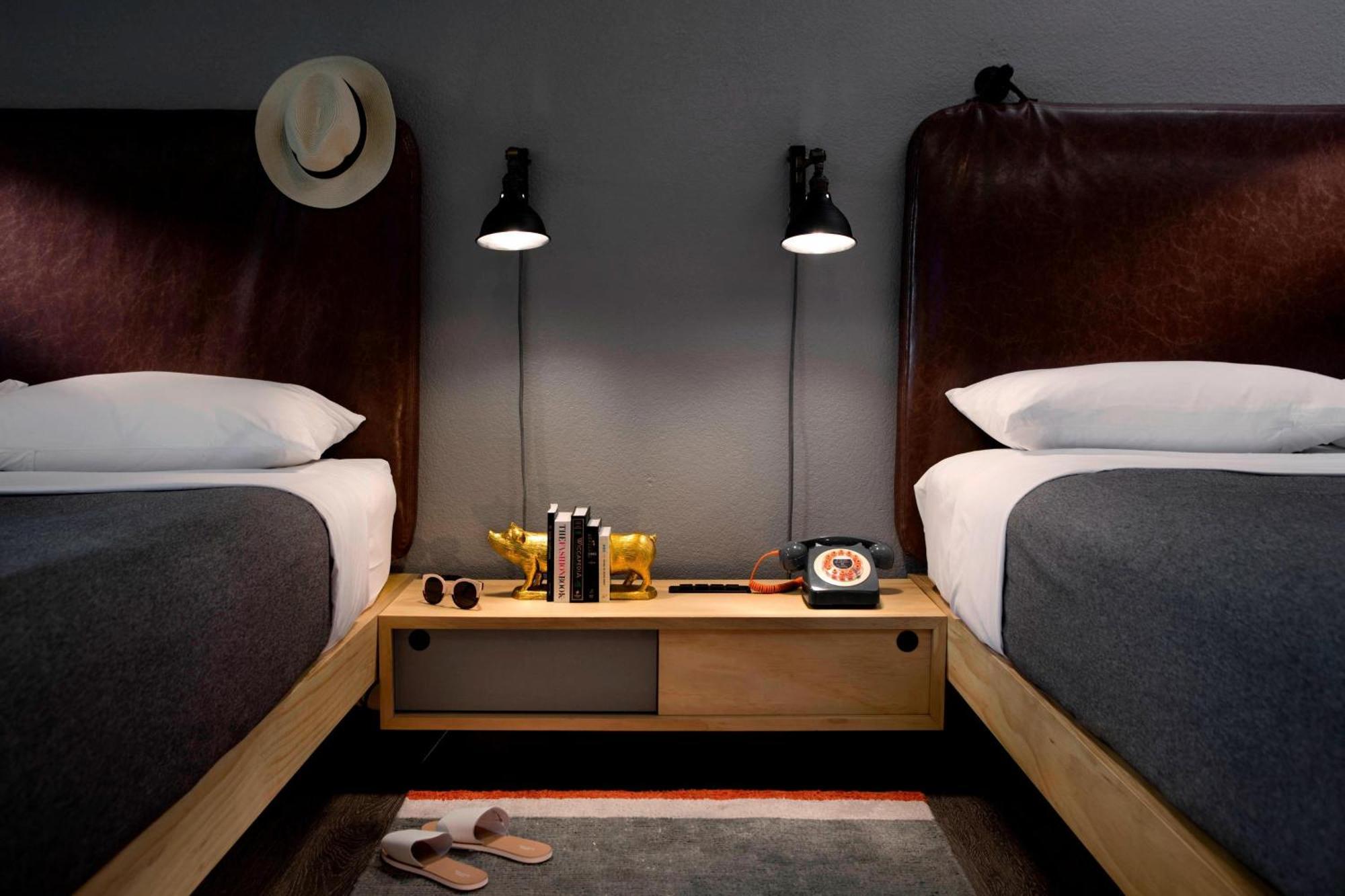 Moxy Phoenix Tempe/Asu Area Экстерьер фото