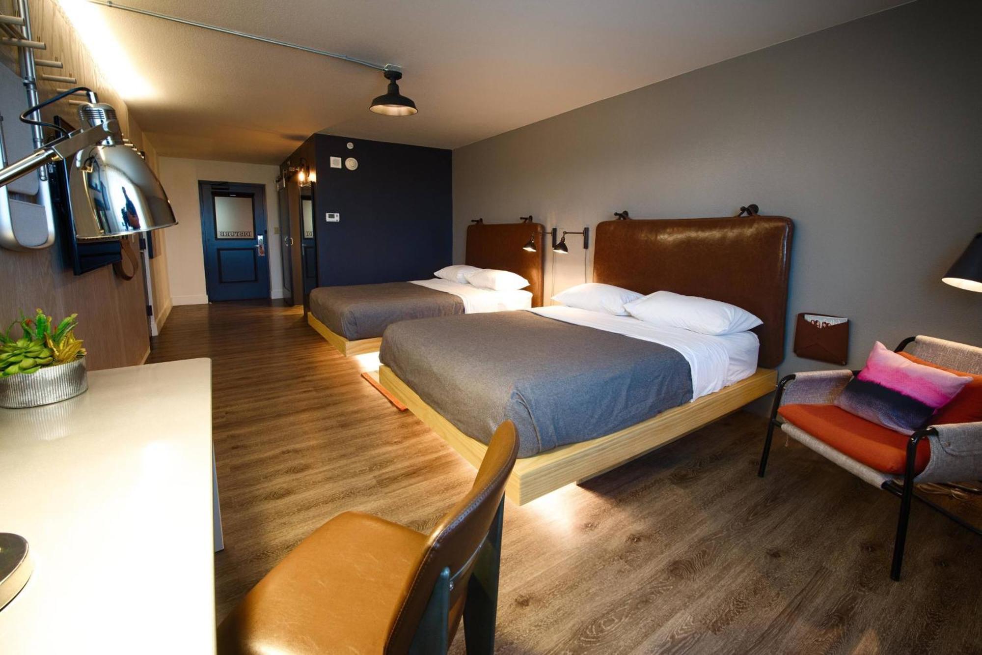 Moxy Phoenix Tempe/Asu Area Экстерьер фото