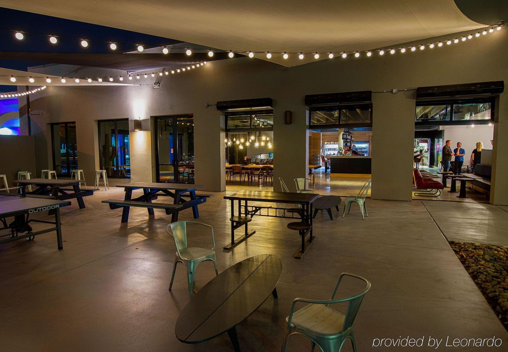 Moxy Phoenix Tempe/Asu Area Экстерьер фото