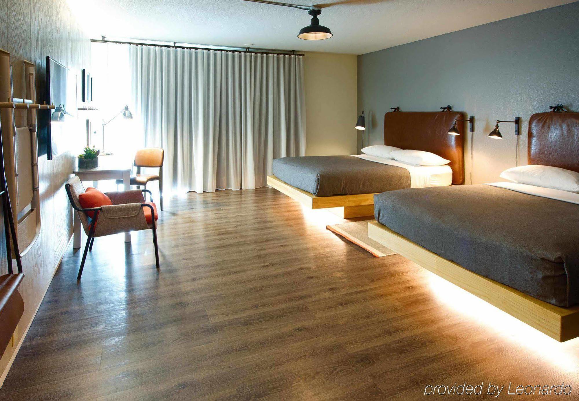 Moxy Phoenix Tempe/Asu Area Экстерьер фото