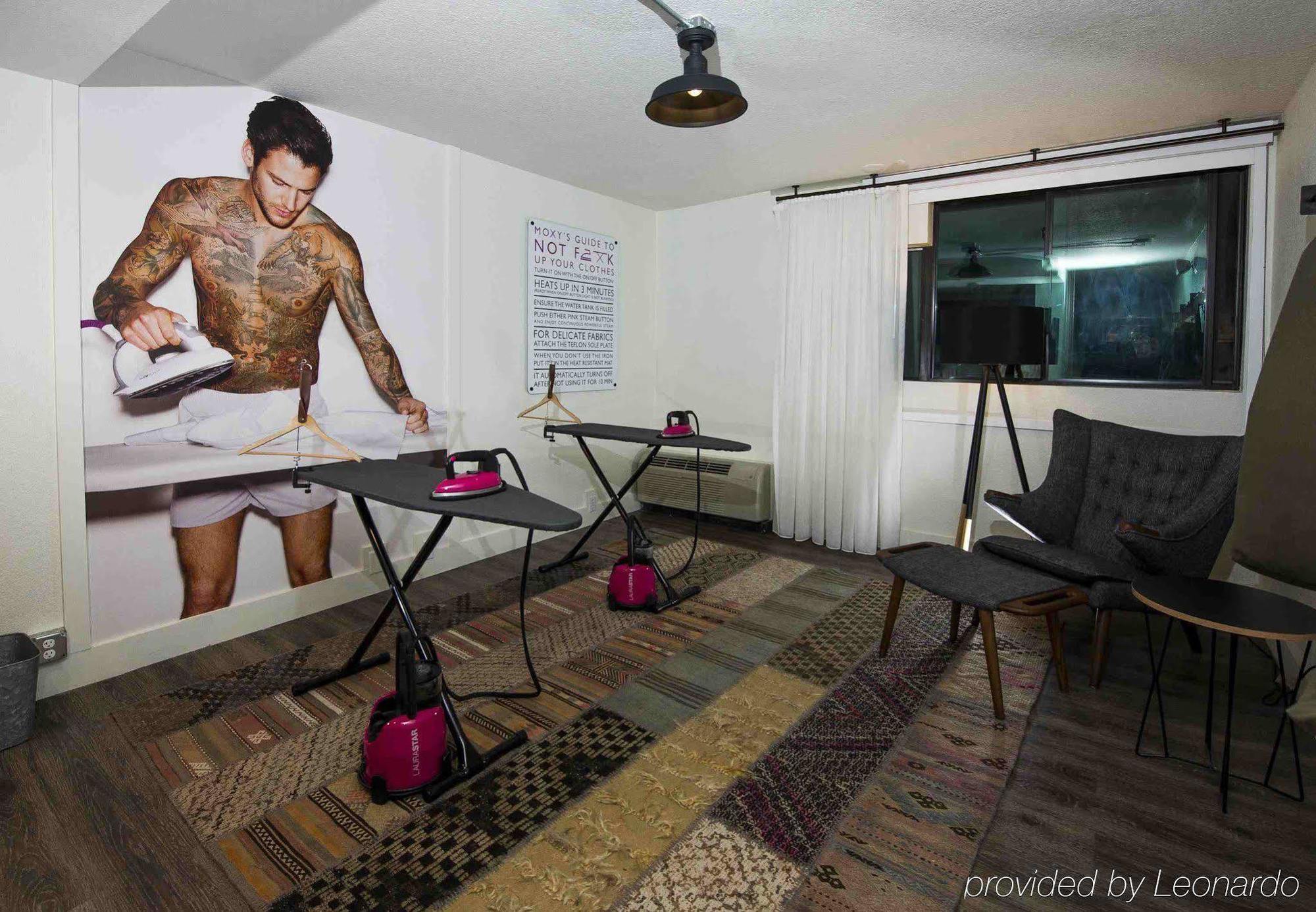 Moxy Phoenix Tempe/Asu Area Экстерьер фото